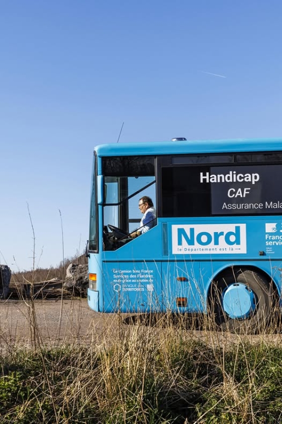 Camion Bleu France Services
